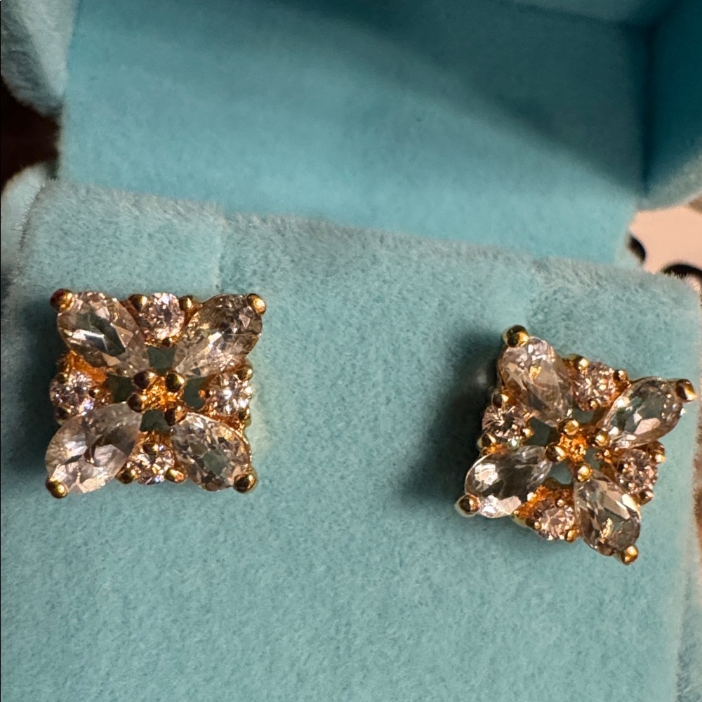 3072 Swarovski Crystal Elements Post Earrings - image 1